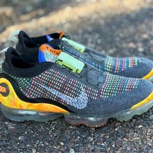 2020 Nike Air Vapormax Flyknit Sneakers. Men’s 9.5